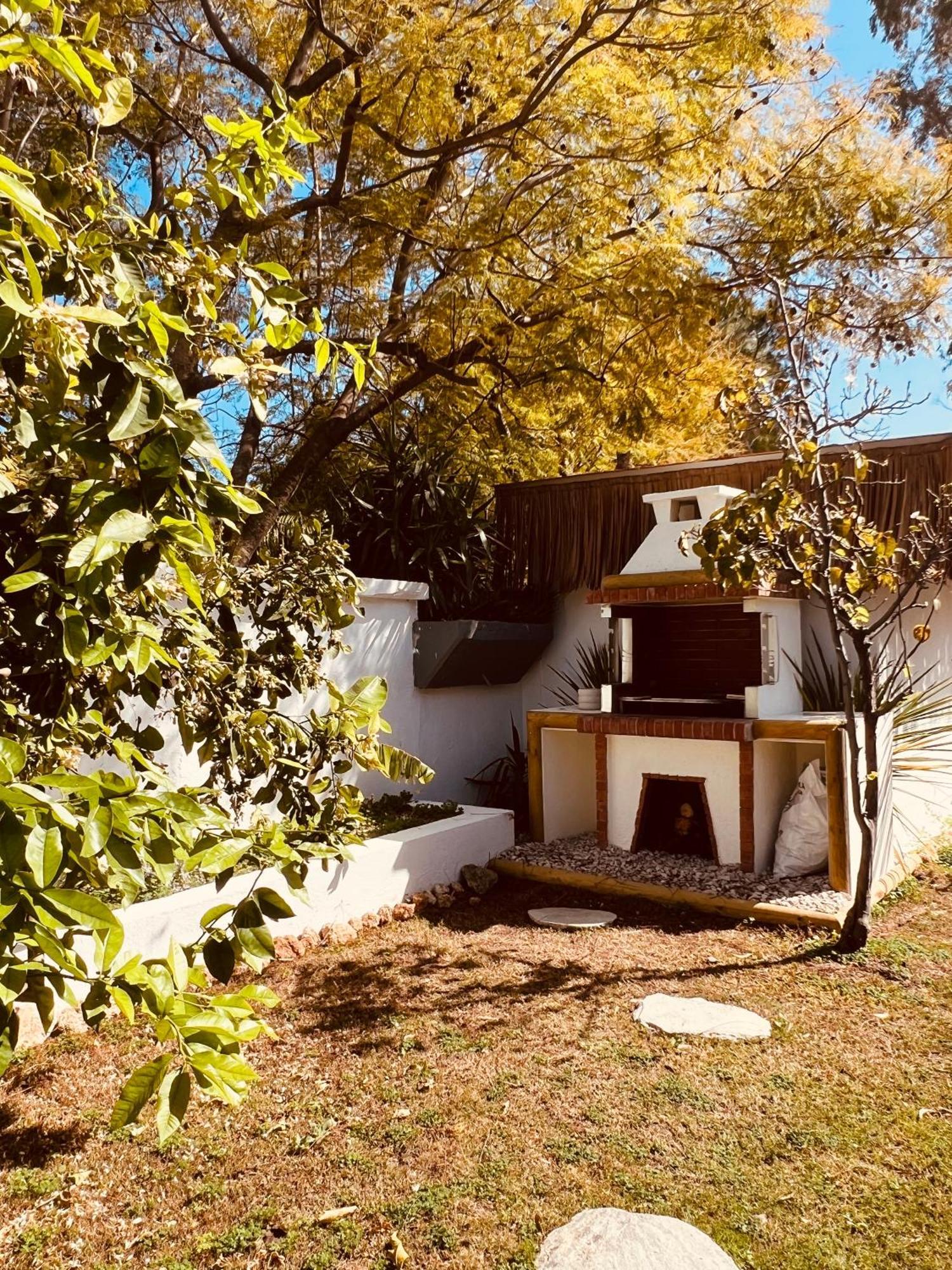 Naya Pool & Garden View Bungalow Koskinou  エクステリア 写真